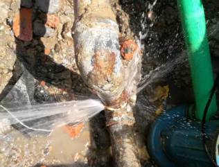 嘉鱼测漏水公司电话